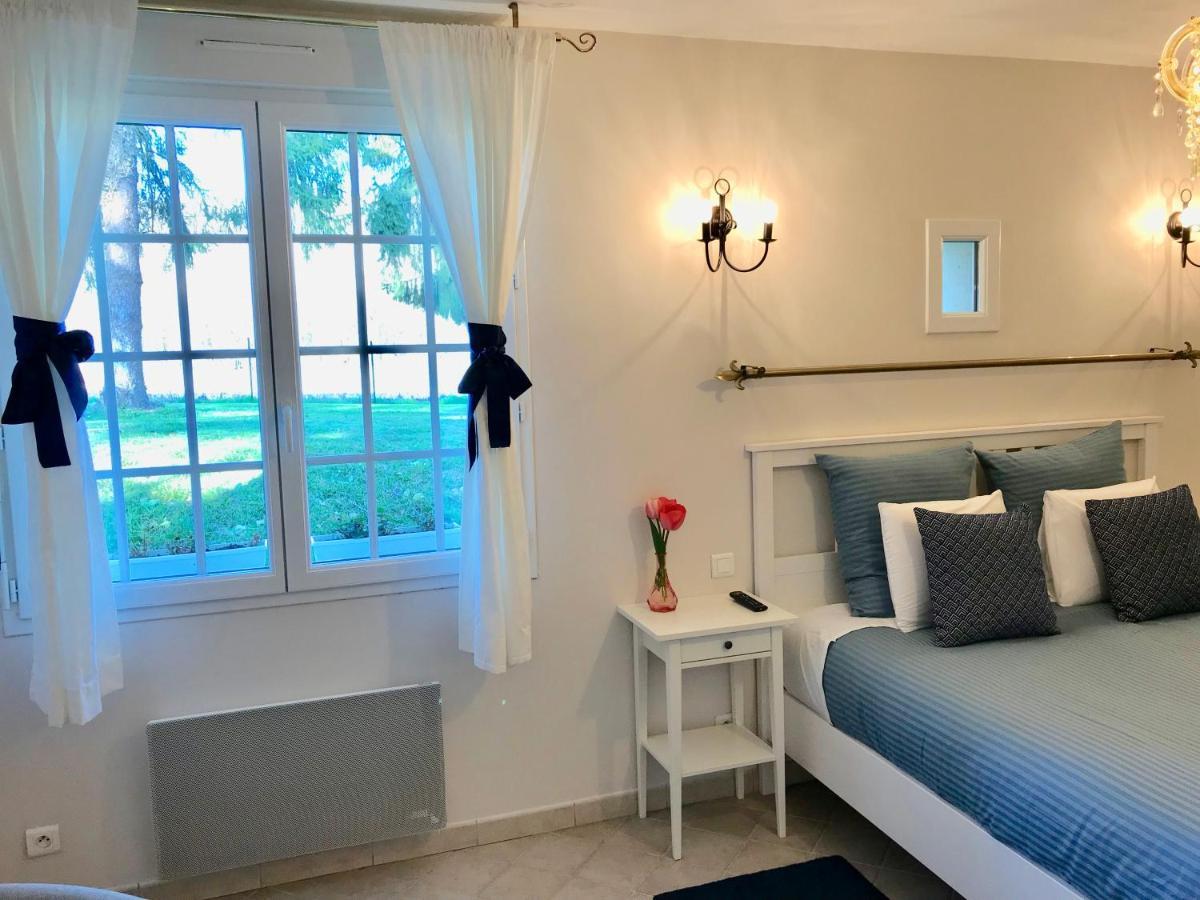 Sans Souci Bed And Breakfast Luxe Heated Pool And Restaurant Luzille Bagian luar foto