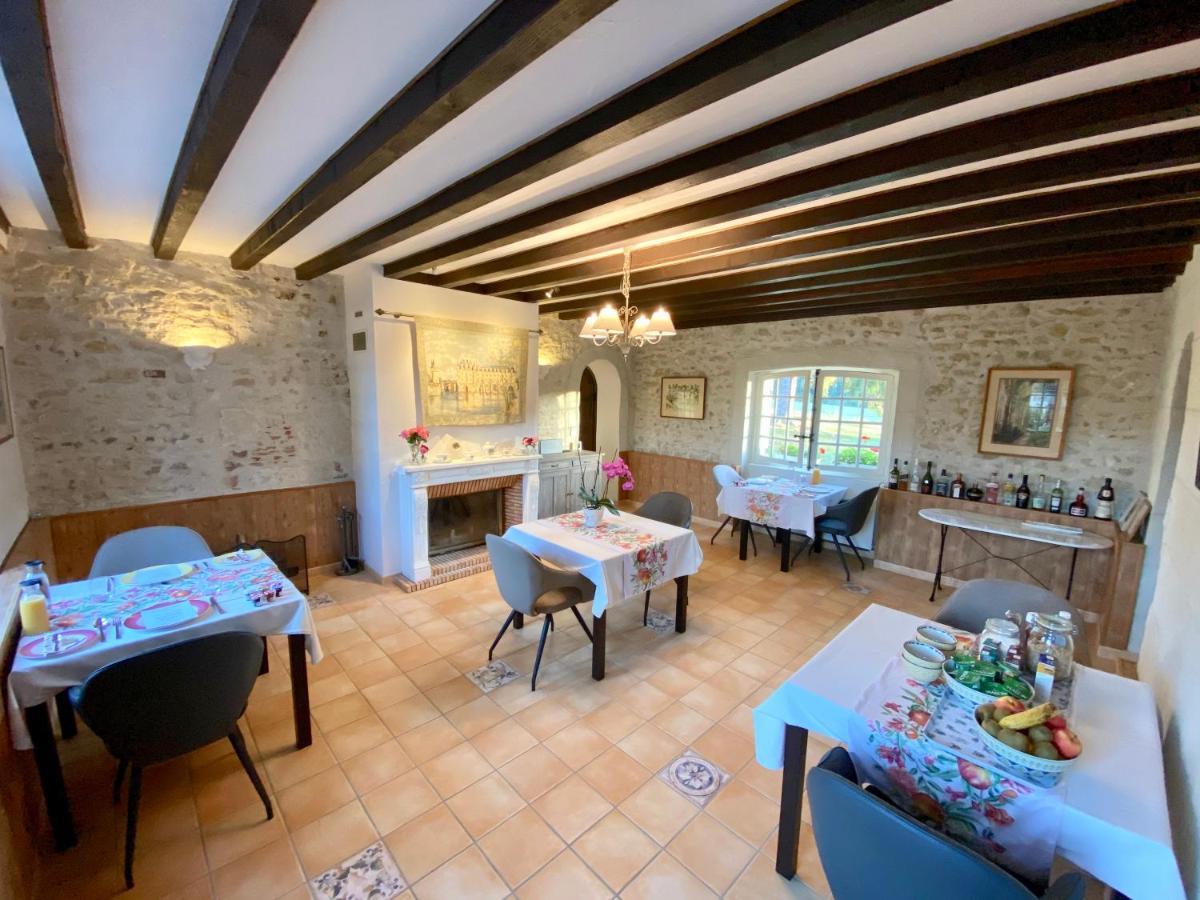 Sans Souci Bed And Breakfast Luxe Heated Pool And Restaurant Luzille Bagian luar foto