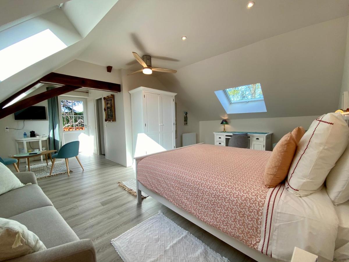 Sans Souci Bed And Breakfast Luxe Heated Pool And Restaurant Luzille Bagian luar foto
