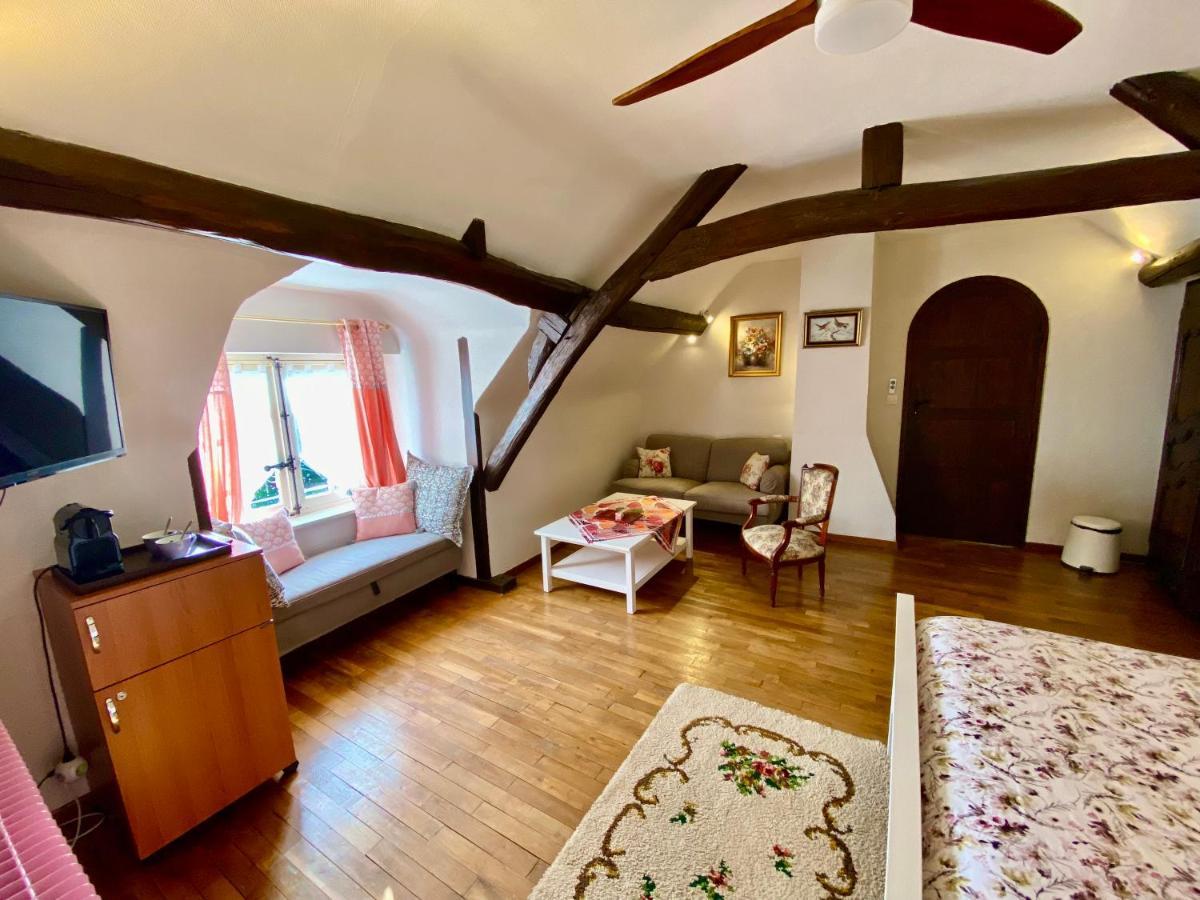 Sans Souci Bed And Breakfast Luxe Heated Pool And Restaurant Luzille Bagian luar foto