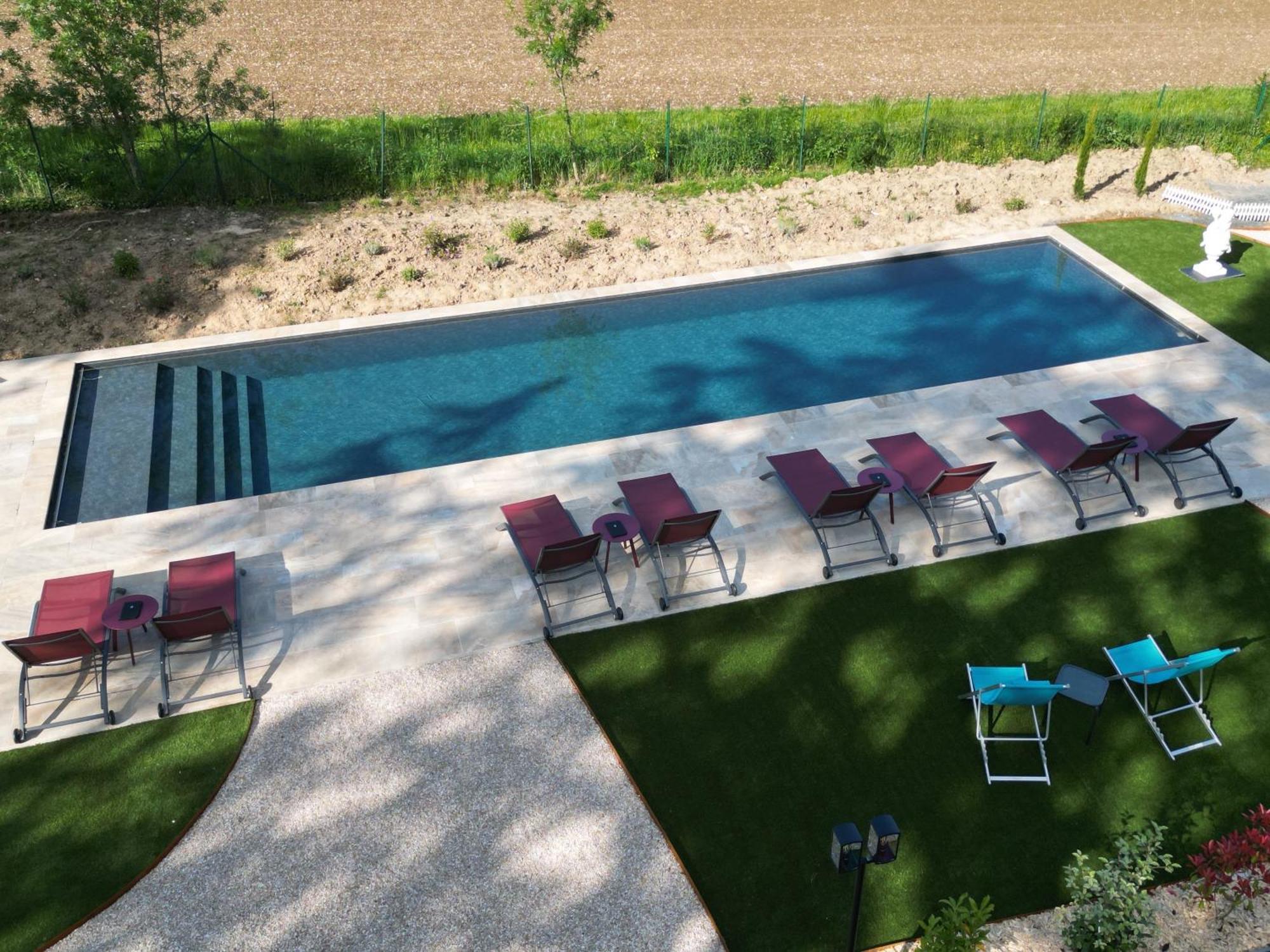 Sans Souci Bed And Breakfast Luxe Heated Pool And Restaurant Luzille Bagian luar foto