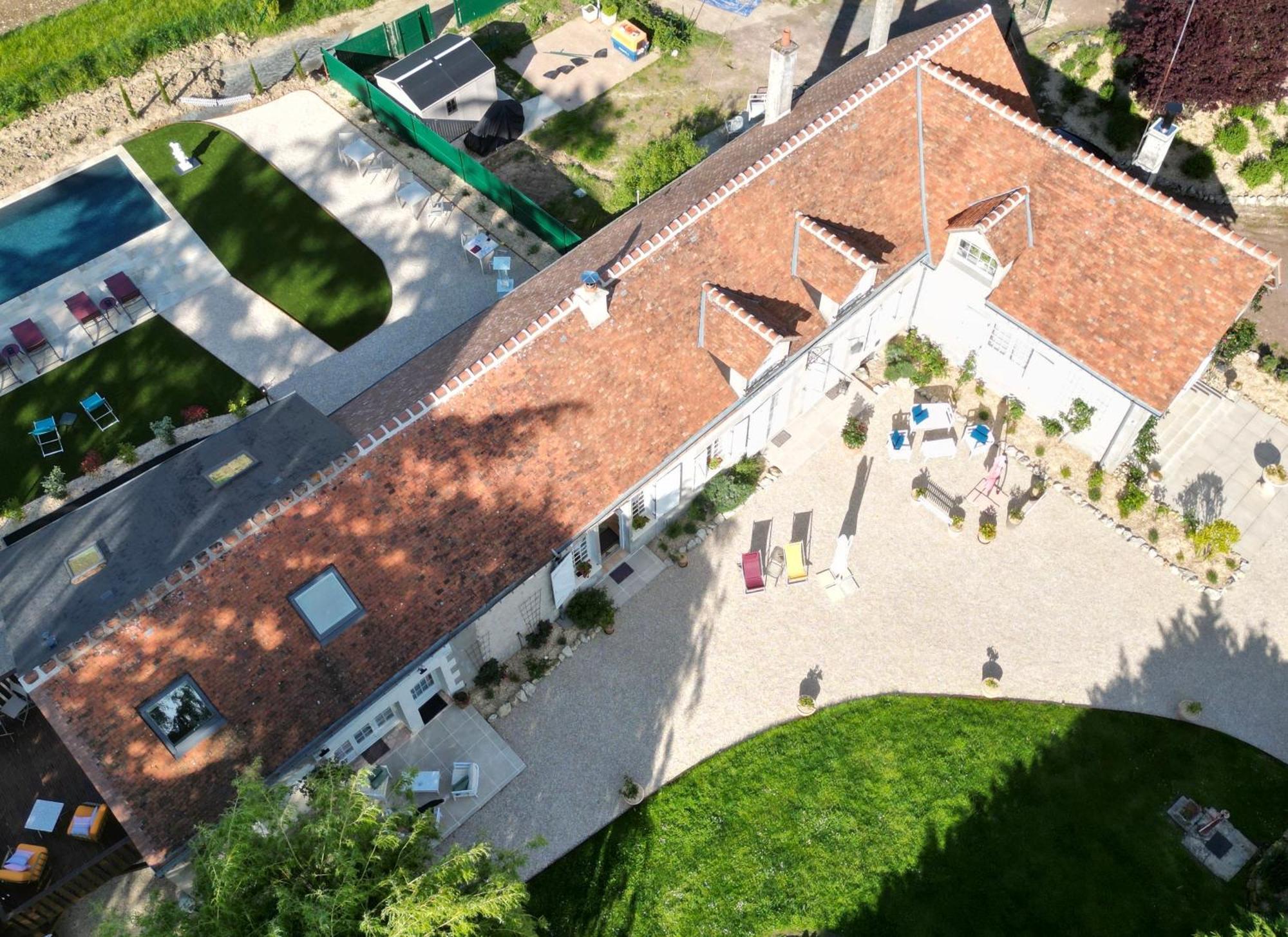 Sans Souci Bed And Breakfast Luxe Heated Pool And Restaurant Luzille Bagian luar foto