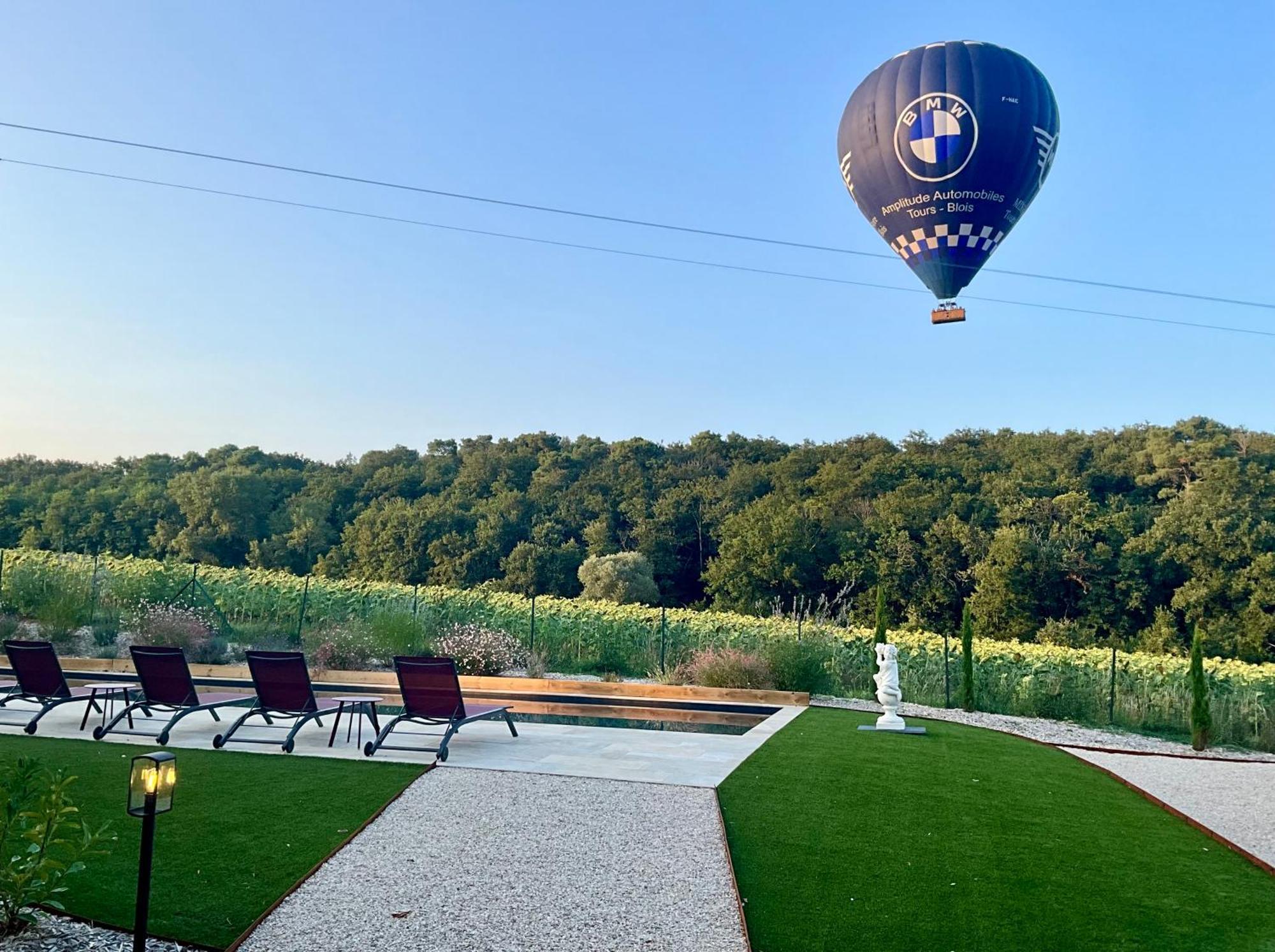 Sans Souci Bed And Breakfast Luxe Heated Pool And Restaurant Luzille Bagian luar foto
